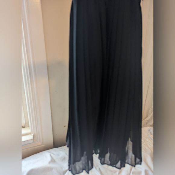 Women's medium pleated skirt - Picture 6 of 6